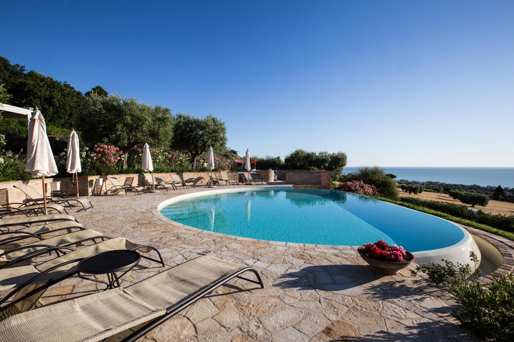Pamperduto Country Resort Порто-Потенца-Пичена Экстерьер фото